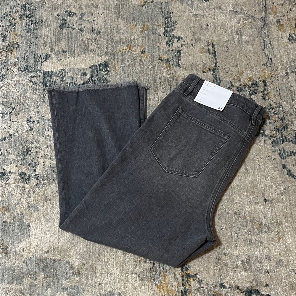 NWT Loft SZ 14 Kick Crop High Rise Jean